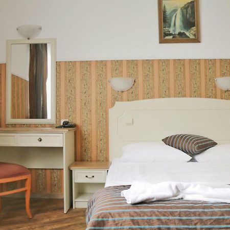 Green Hotel Alexander Palace Sofya Dış mekan fotoğraf