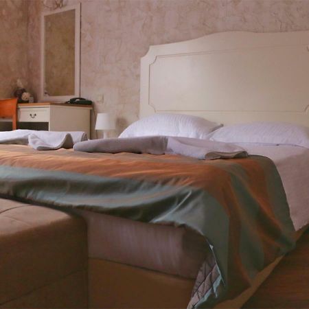 Green Hotel Alexander Palace Sofya Dış mekan fotoğraf