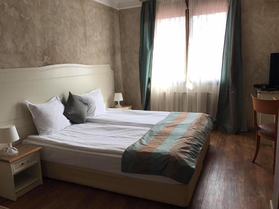 Green Hotel Alexander Palace Sofya Dış mekan fotoğraf